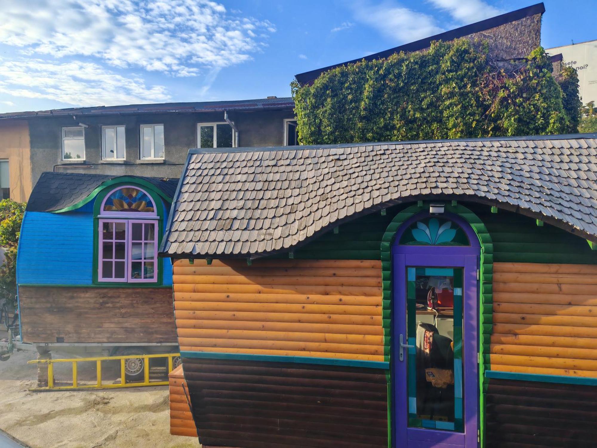 Downtown Tiny Houses Near Cismigiu Gardens Bucarest Exterior foto