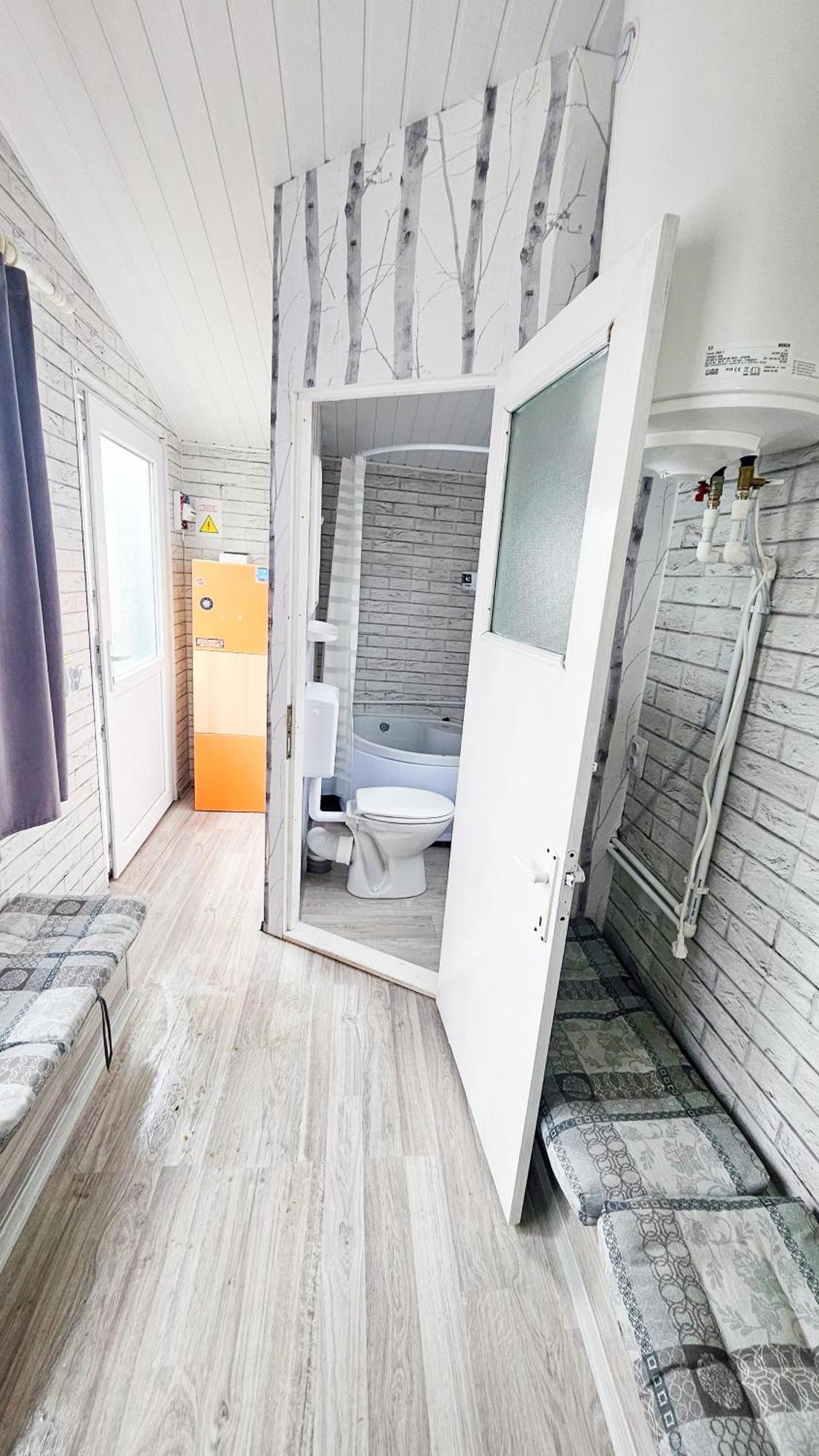Downtown Tiny Houses Near Cismigiu Gardens Bucarest Exterior foto